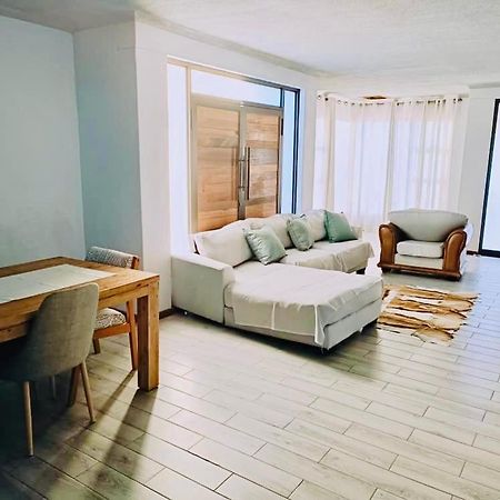 Northern Oasis Hotel Oshakati Bagian luar foto
